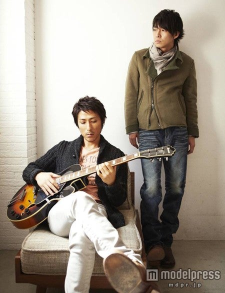 数々のメジャーアーティストに楽曲を提供するJazzin’park・久保田真悟（左）、栗原暁